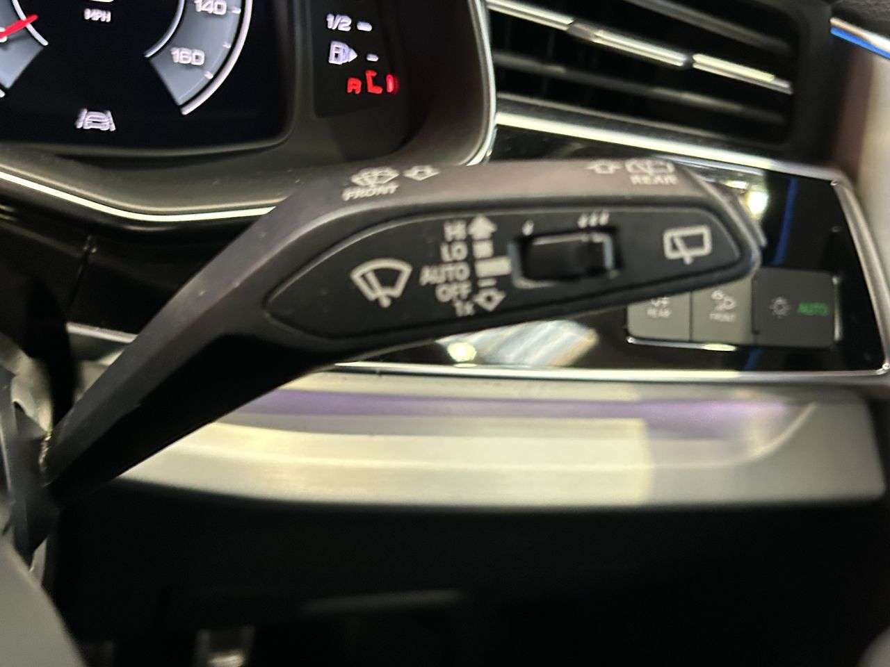 2020 AUDI Q7 2020 AUDI Q7