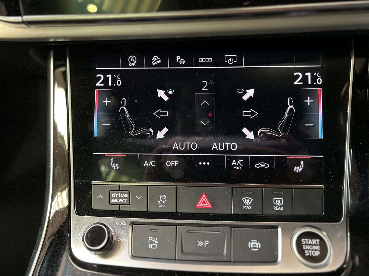 2020 AUDI Q7 2020 AUDI Q7