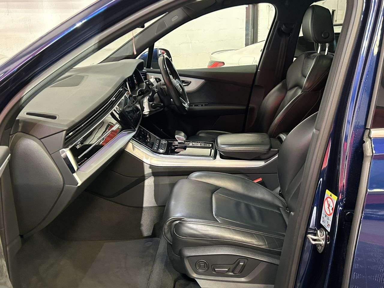 2020 AUDI Q7 2020 AUDI Q7