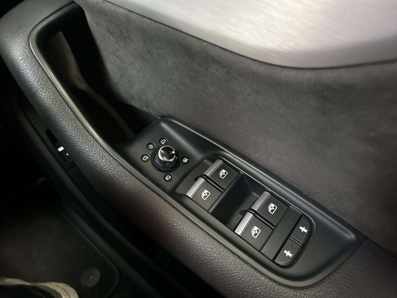 2020 AUDI Q7 2020 AUDI Q7