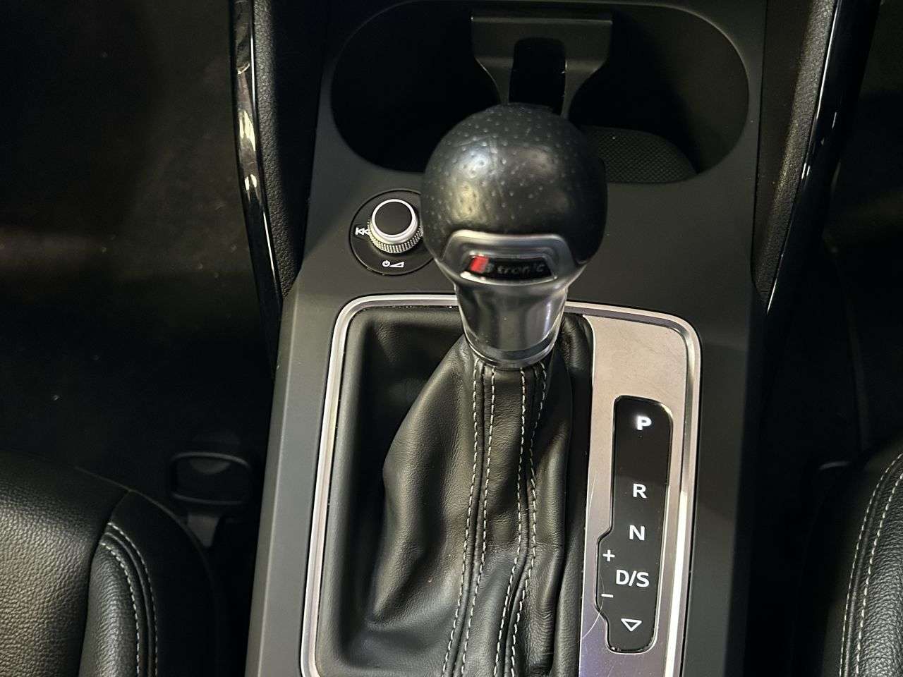 2019 AUDI Q2 2019 AUDI Q2