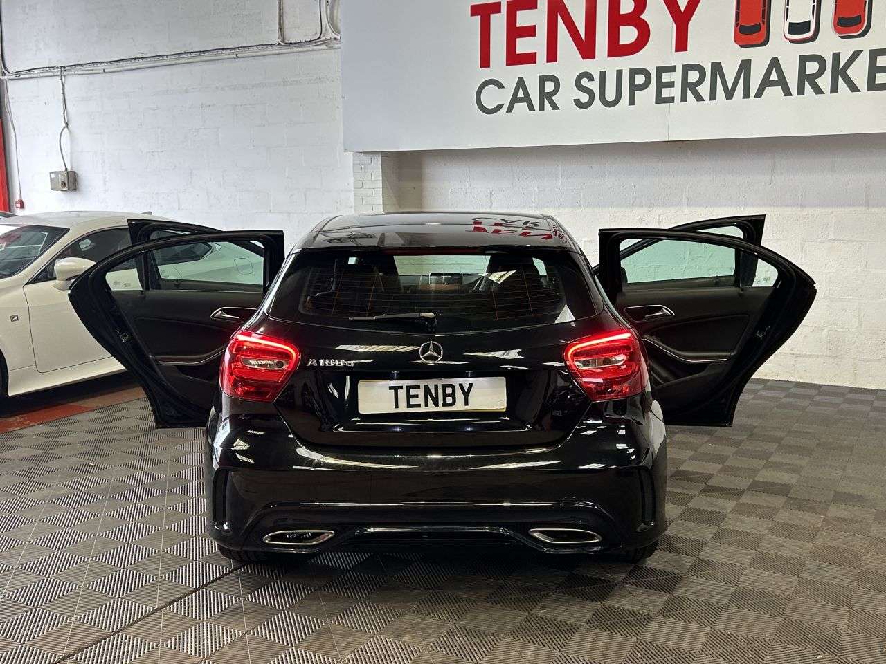 2016 MERCEDES-BENZ A-CLASS 2016 MERCEDES-BENZ A-CLASS