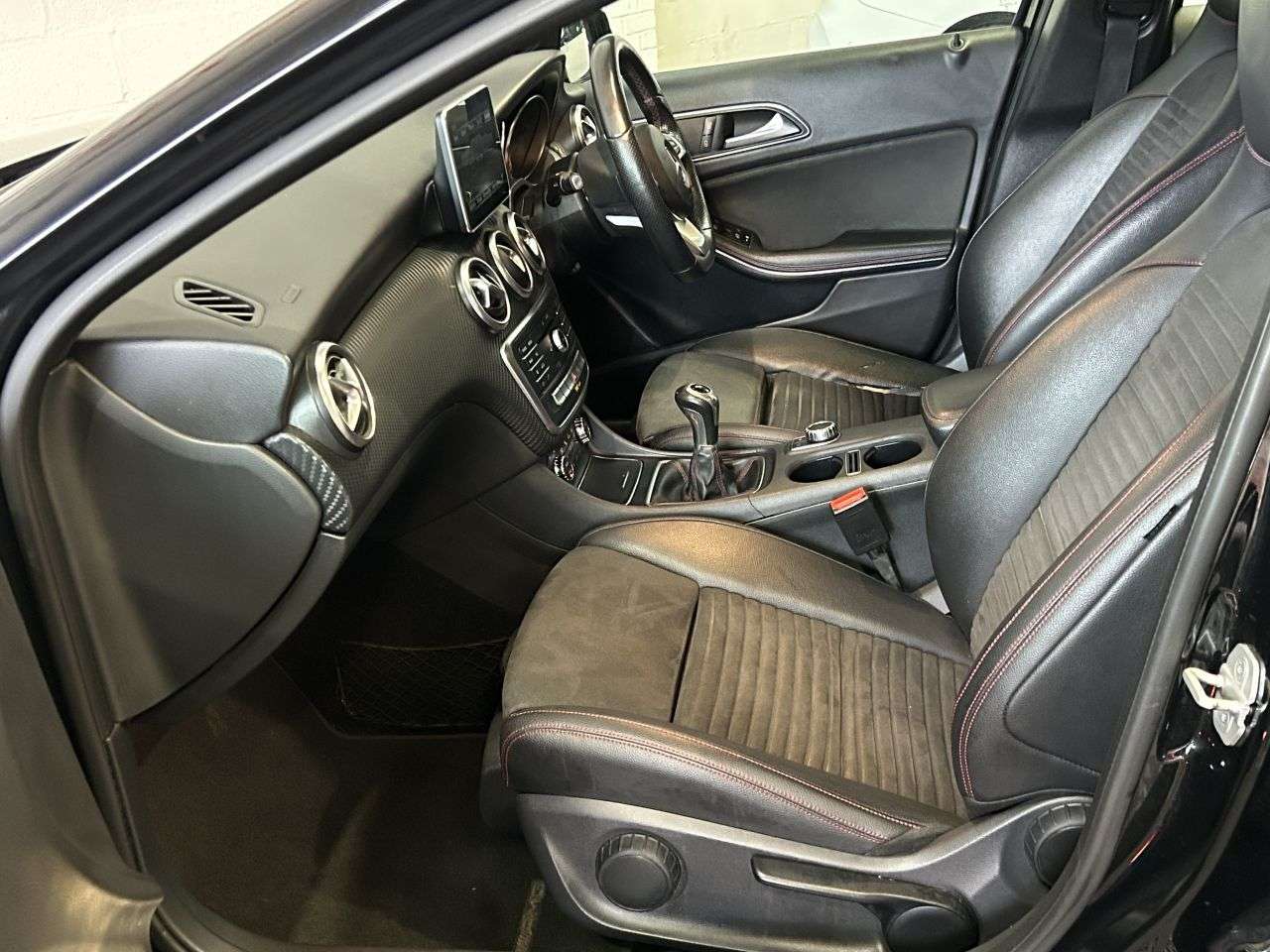 2016 MERCEDES-BENZ A-CLASS 2016 MERCEDES-BENZ A-CLASS