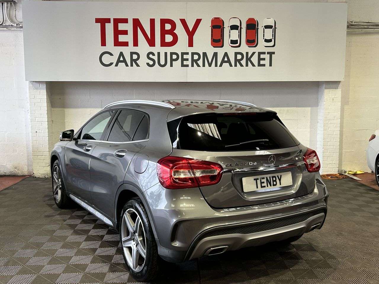 2016 MERCEDES-BENZ GLA 2016 MERCEDES-BENZ GLA