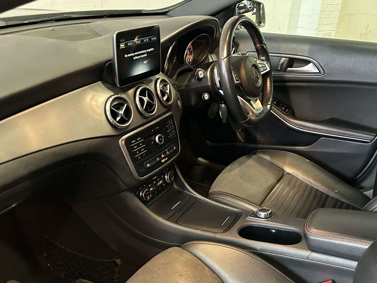 2016 MERCEDES-BENZ GLA 2016 MERCEDES-BENZ GLA