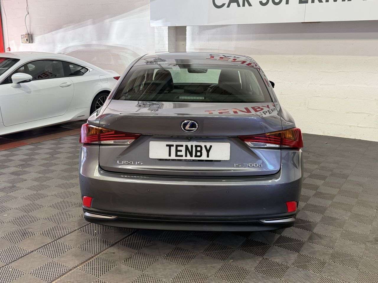 2018 LEXUS IS 2018 LEXUS IS