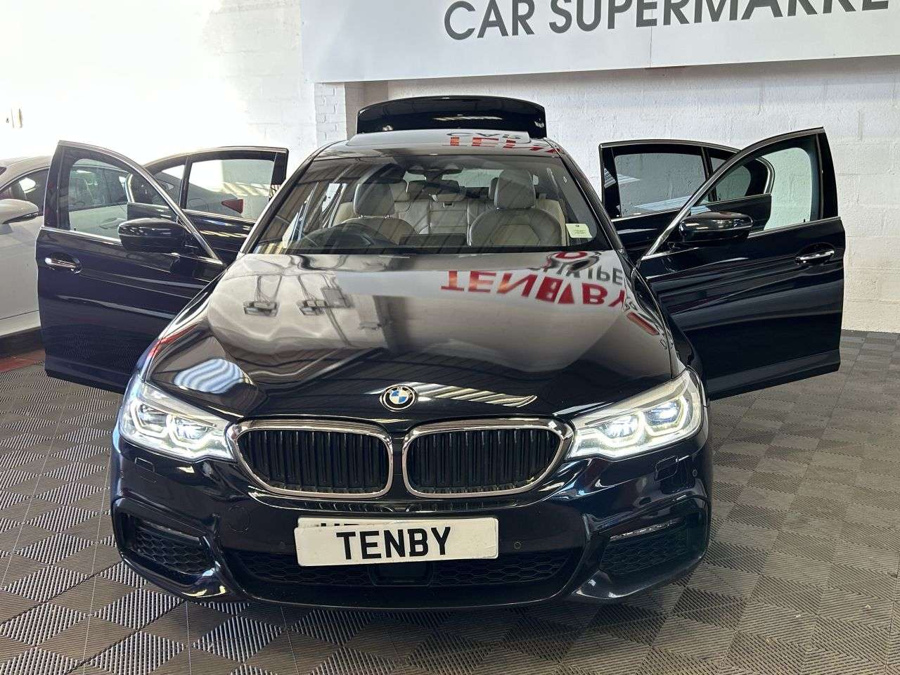 2017 BMW 5 SERIES 2017 BMW 5 SERIES