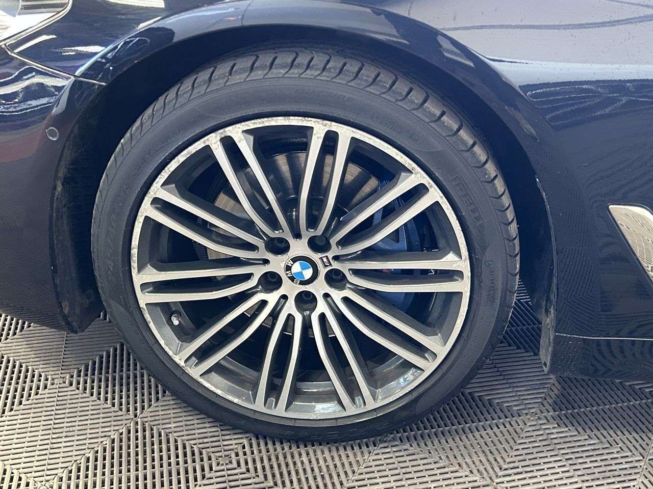 2017 BMW 5 SERIES 2017 BMW 5 SERIES