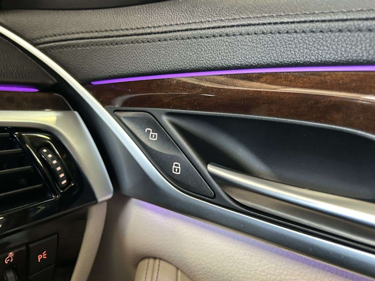 2017 BMW 5 SERIES 2017 BMW 5 SERIES