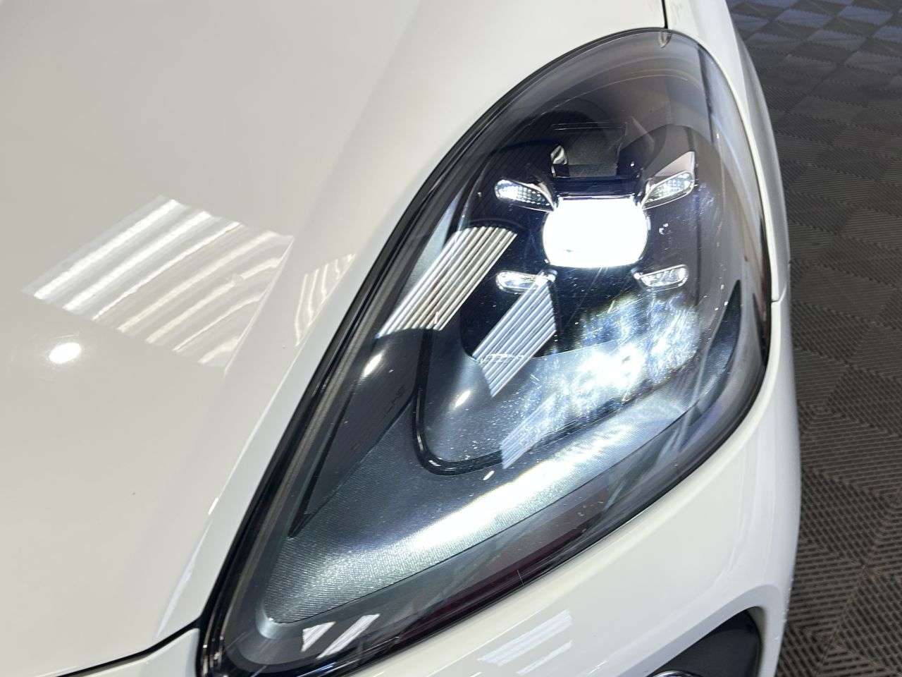 2018 PORSCHE CAYENNE 2018 PORSCHE CAYENNE