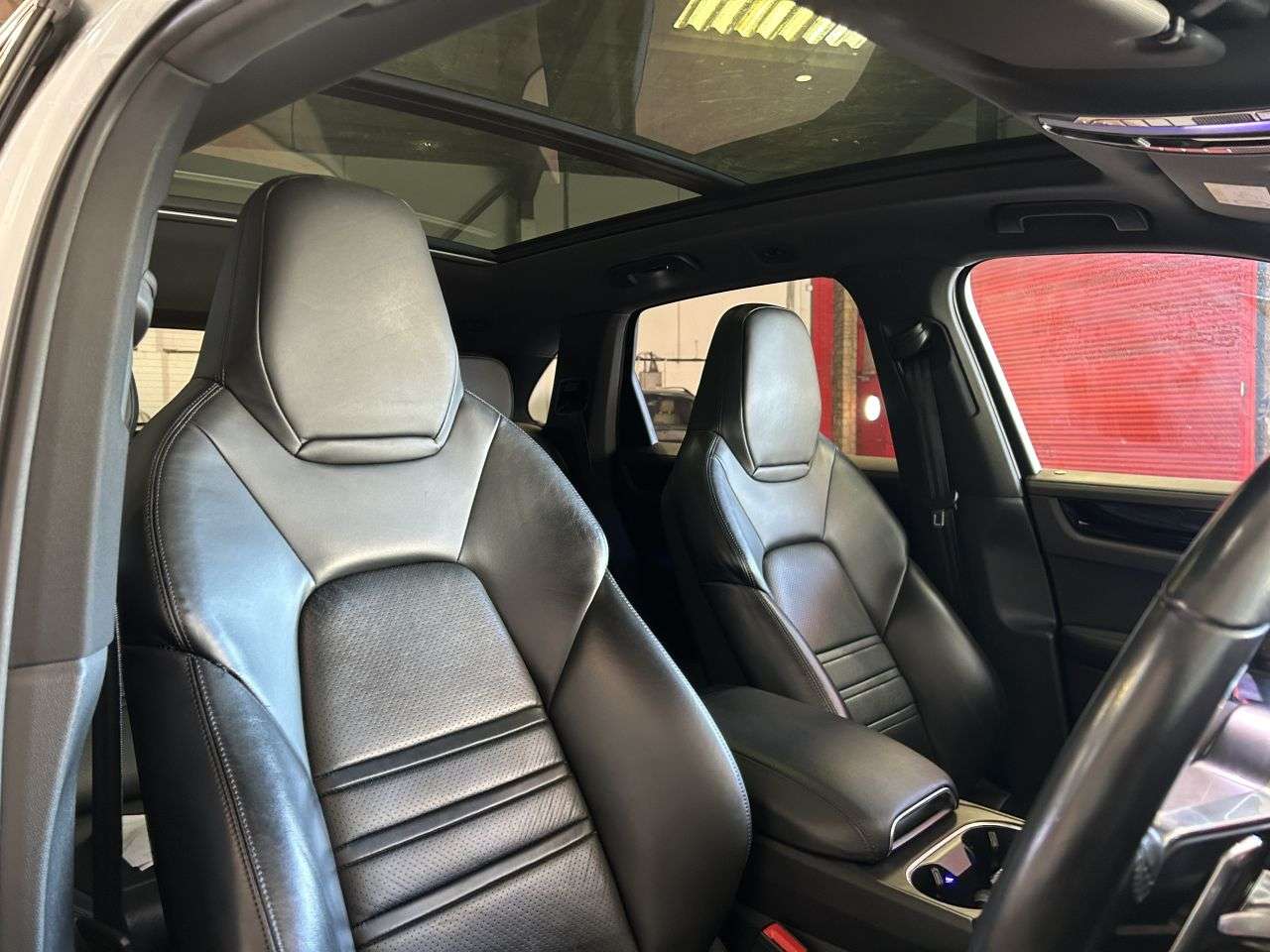 2018 PORSCHE CAYENNE 2018 PORSCHE CAYENNE