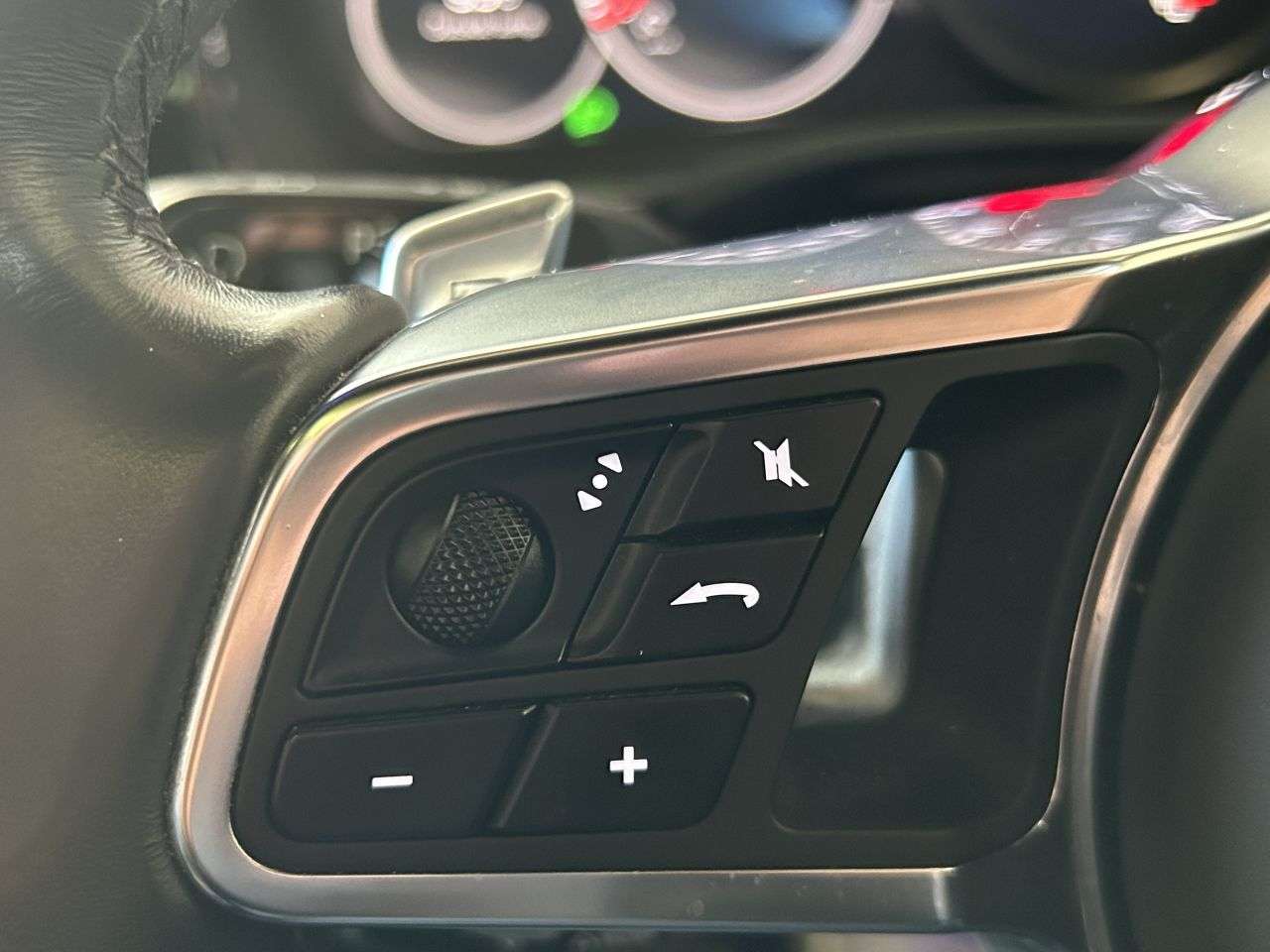 2018 PORSCHE CAYENNE 2018 PORSCHE CAYENNE