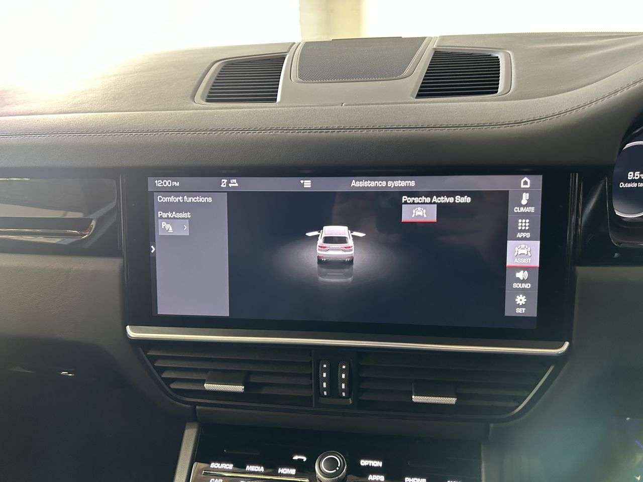 2018 PORSCHE CAYENNE 2018 PORSCHE CAYENNE