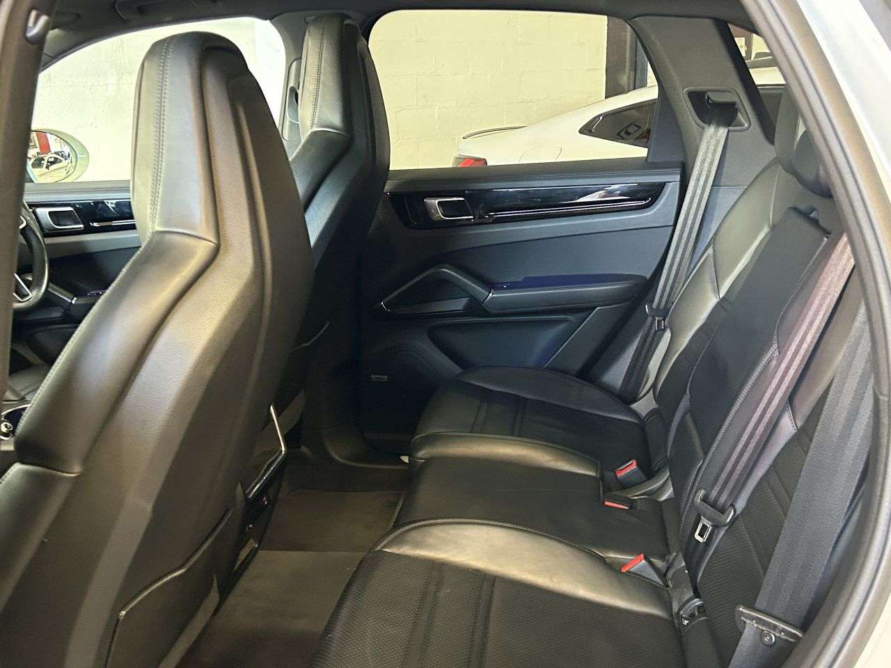 2018 PORSCHE CAYENNE 2018 PORSCHE CAYENNE
