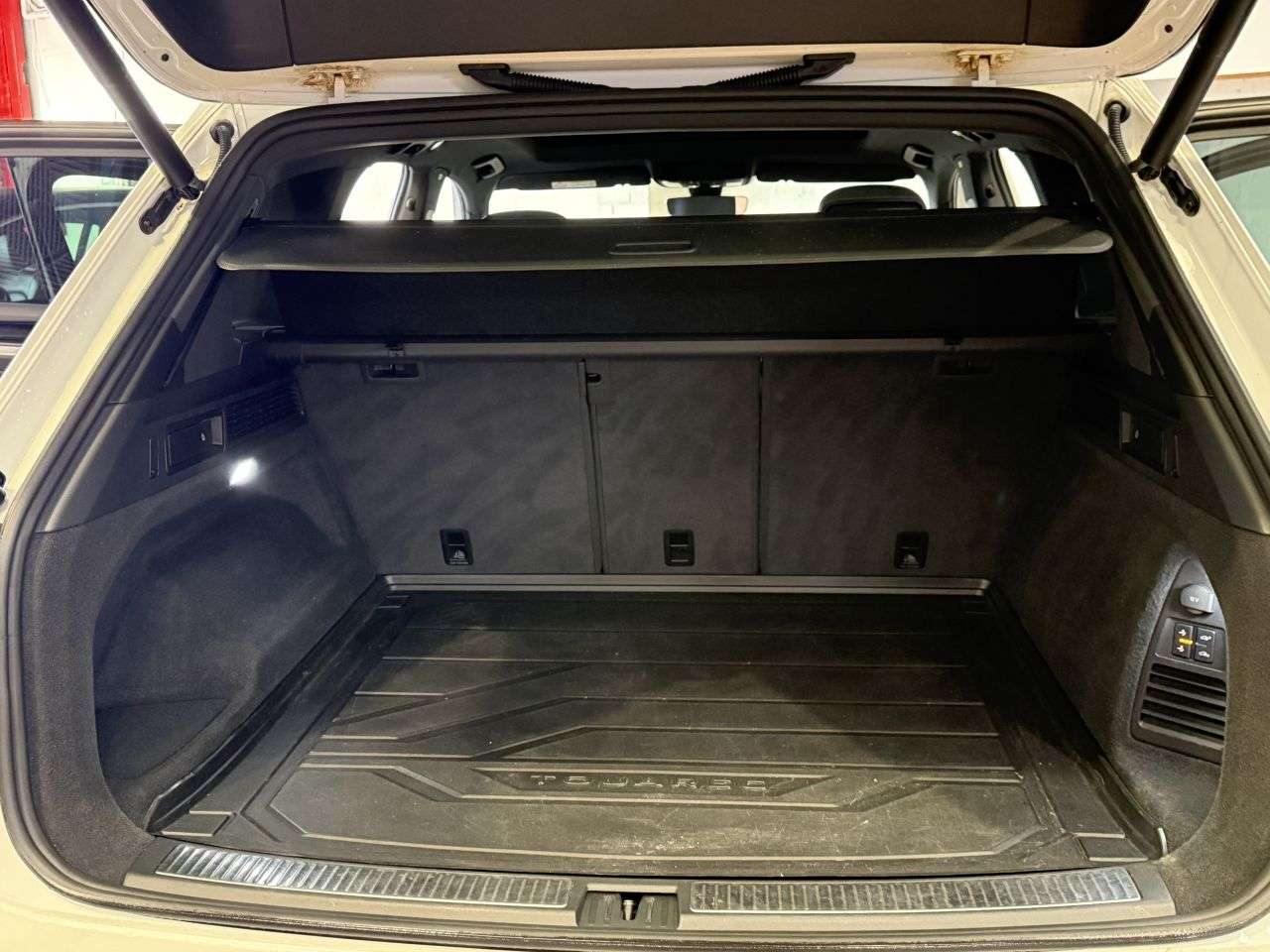 2019 VOLKSWAGEN TOUAREG 2019 VOLKSWAGEN TOUAREG