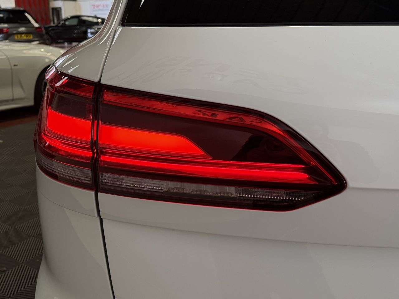 2019 VOLKSWAGEN TOUAREG 2019 VOLKSWAGEN TOUAREG