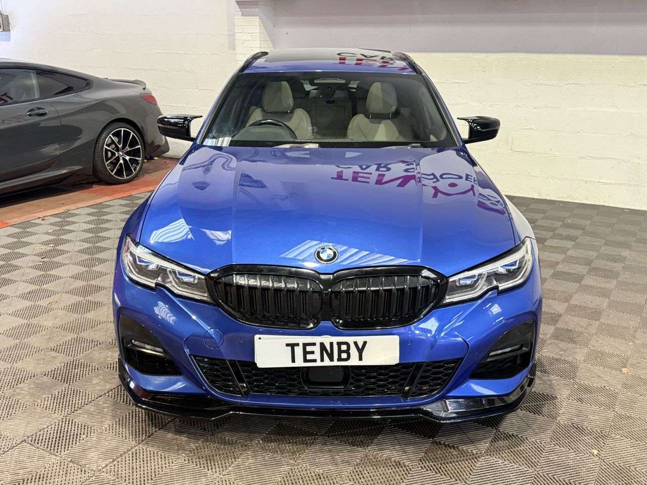 A 2020 BMW 3 SERIES 2.0 330e 12kWh M Sport Touring 5dr Petrol Plug-in Hybrid Auto Euro 6 (s/s) A 2020 BMW 3 SERIES 2.0 330e 12kWh M Sport Touring 5dr Petrol Plug-in Hybrid Auto Euro 6 (s/s)