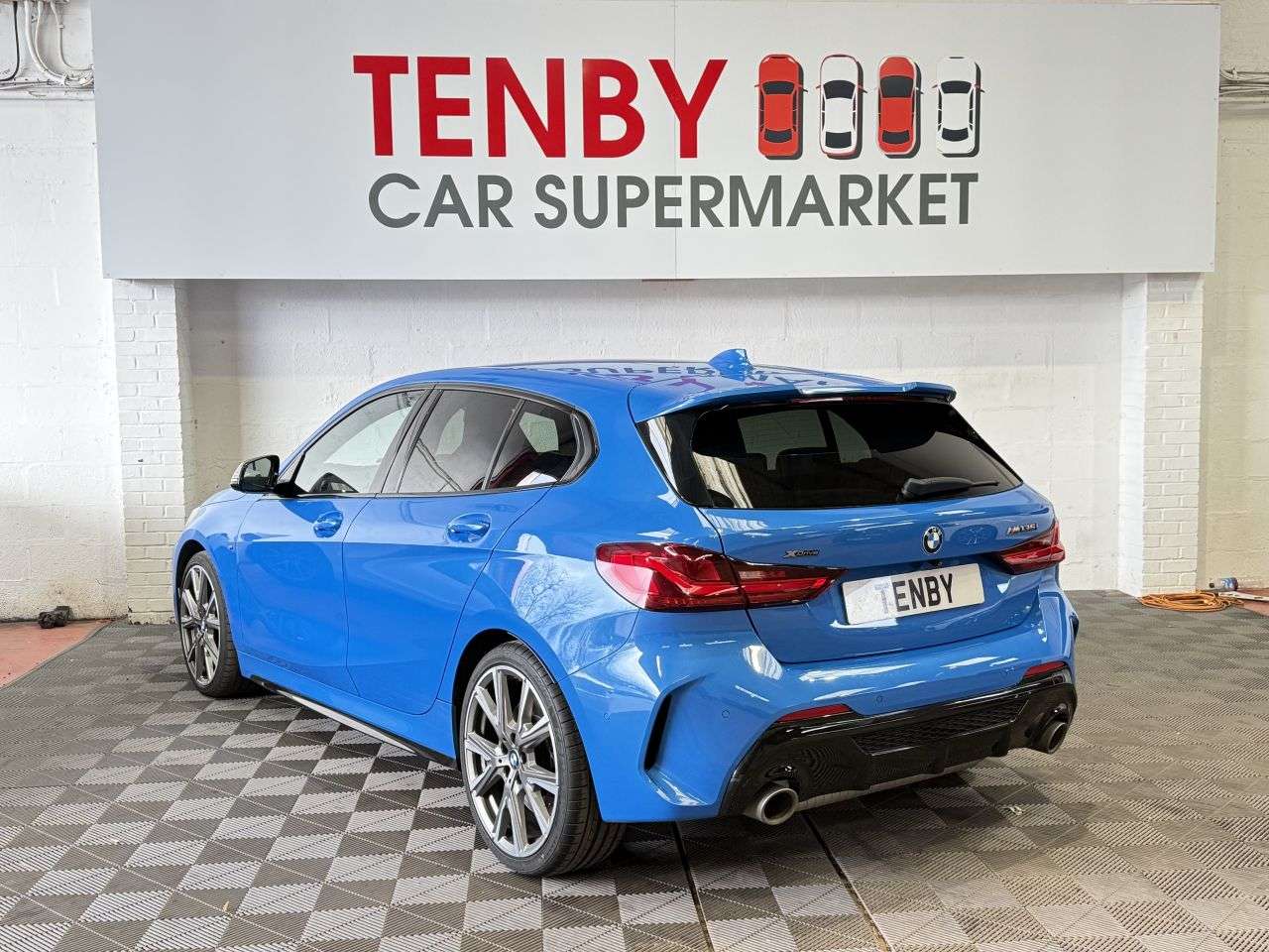 2019 BMW M135I 2019 BMW M135I