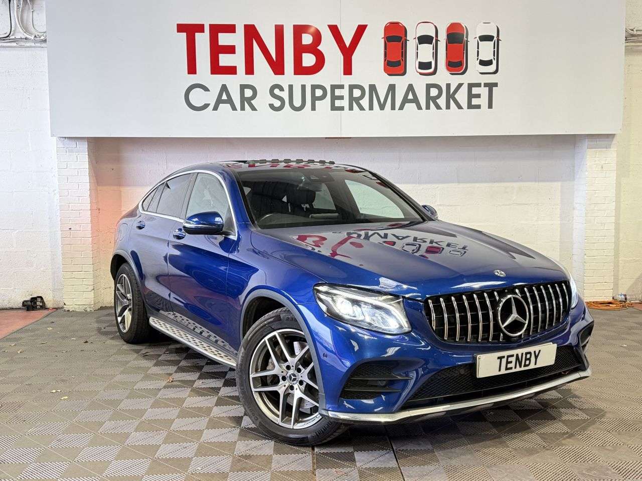A 2017 MERCEDES-BENZ GLC 3.0 GLC350d V6 AMG Line (Premium Plus) Coupe 5dr Diesel G-Tronic 4MATIC Eur A 2017 MERCEDES-BENZ GLC 3.0 GLC350d V6 AMG Line (Premium Plus) Coupe 5dr Diesel G-Tronic 4MATIC Eur