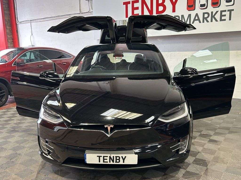2019 TESLA MODEL X 2019 TESLA MODEL X