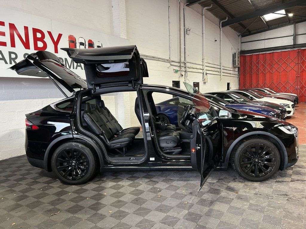 2019 TESLA MODEL X 2019 TESLA MODEL X