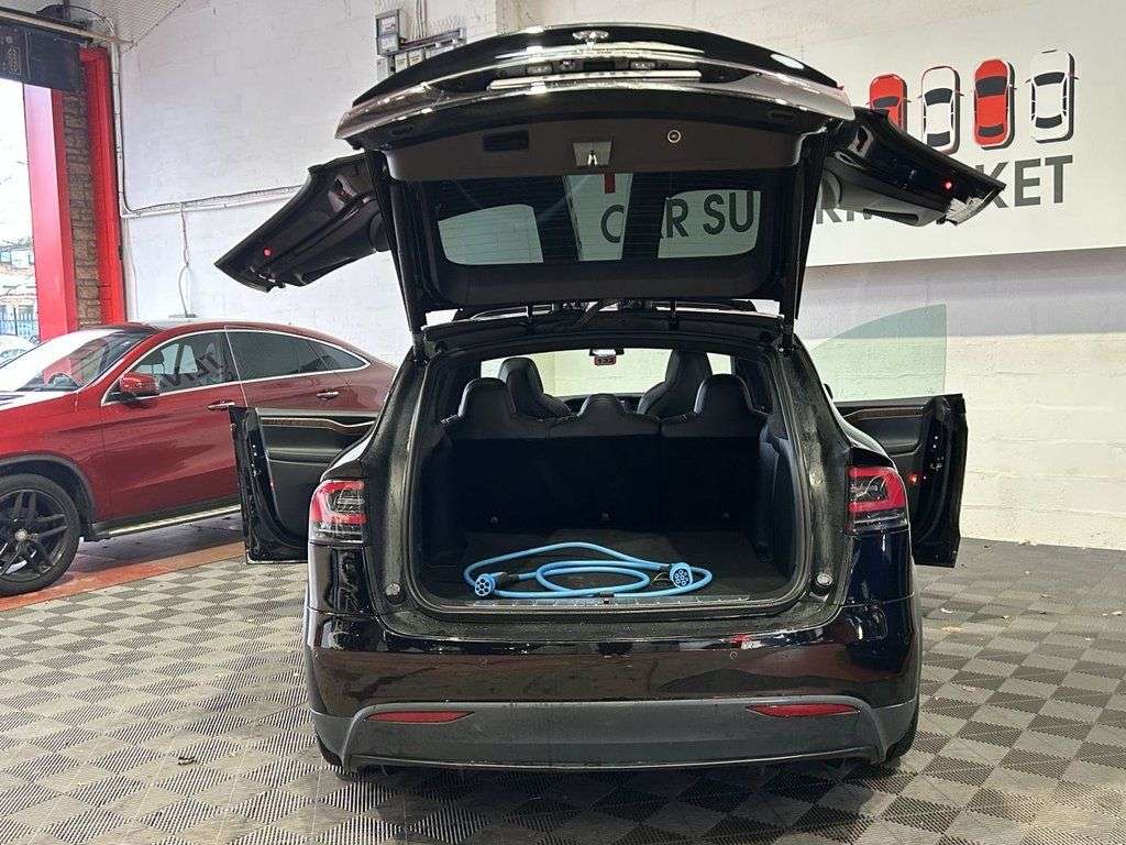 2019 TESLA MODEL X 2019 TESLA MODEL X