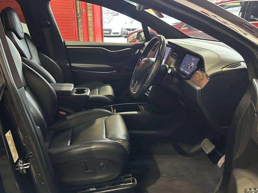 2019 TESLA MODEL X 2019 TESLA MODEL X