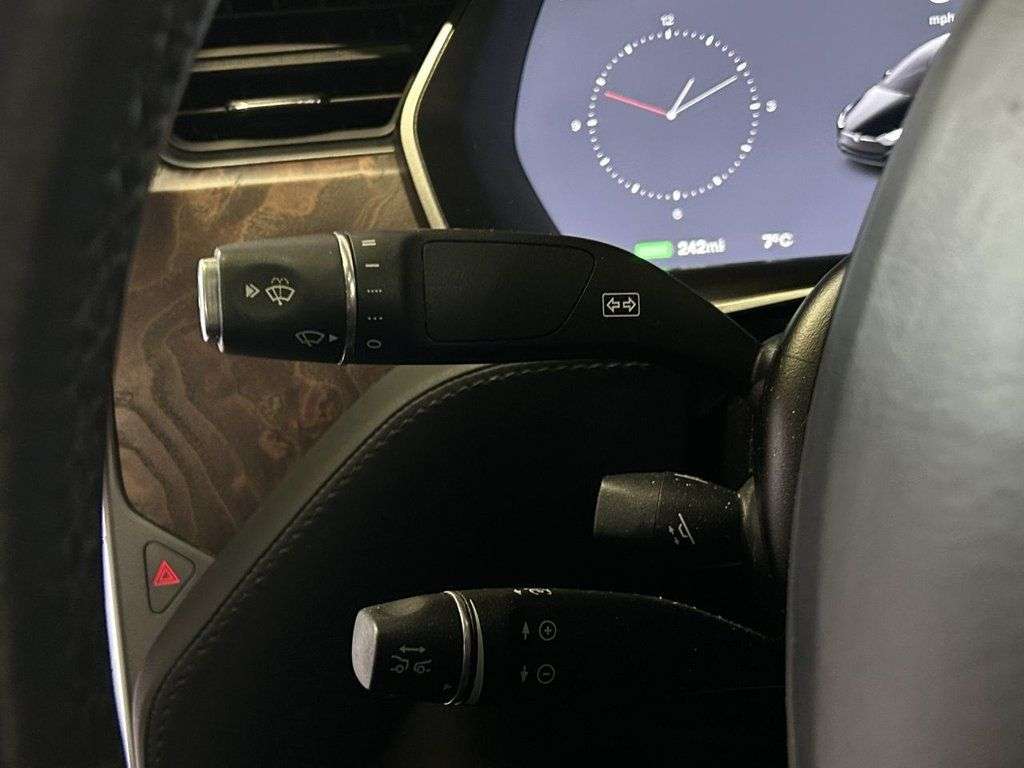 2019 TESLA MODEL X 2019 TESLA MODEL X