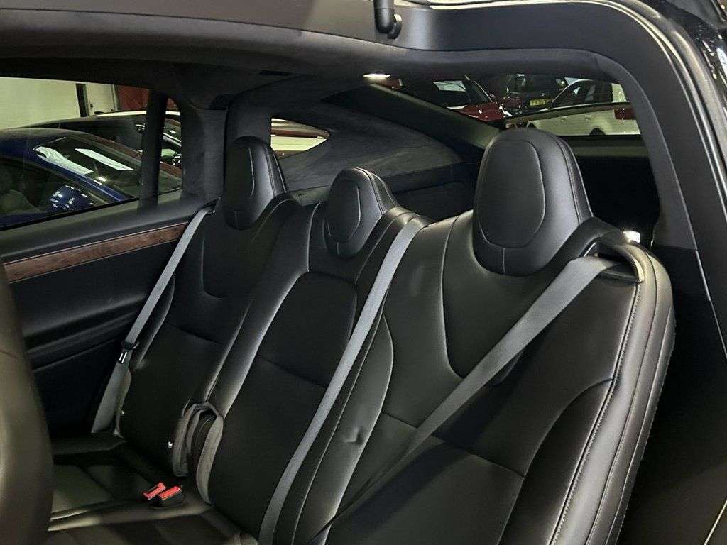 2019 TESLA MODEL X 2019 TESLA MODEL X