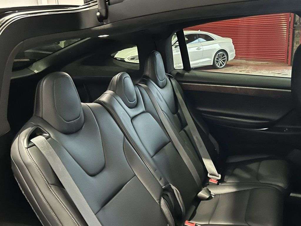 2019 TESLA MODEL X 2019 TESLA MODEL X