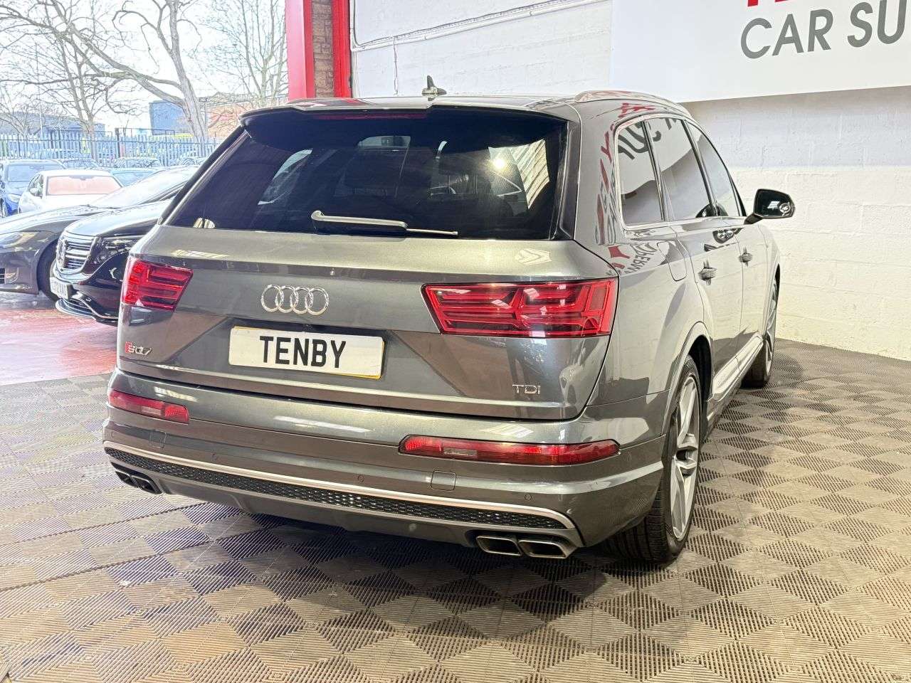 2017 AUDI SQ7 2017 AUDI SQ7