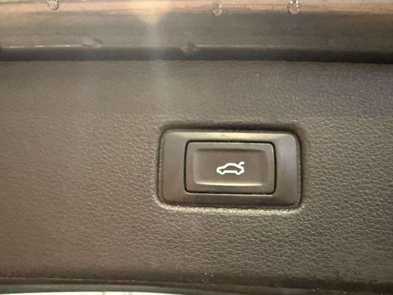 2017 AUDI SQ7 2017 AUDI SQ7