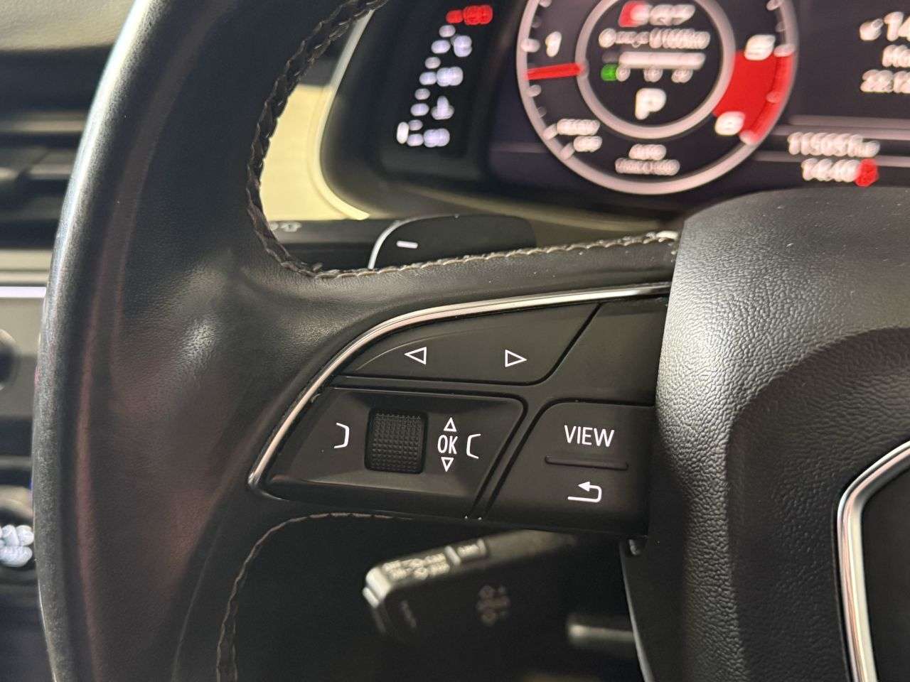 2017 AUDI SQ7 2017 AUDI SQ7