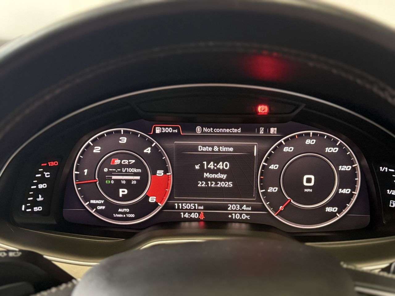 2017 AUDI SQ7 2017 AUDI SQ7