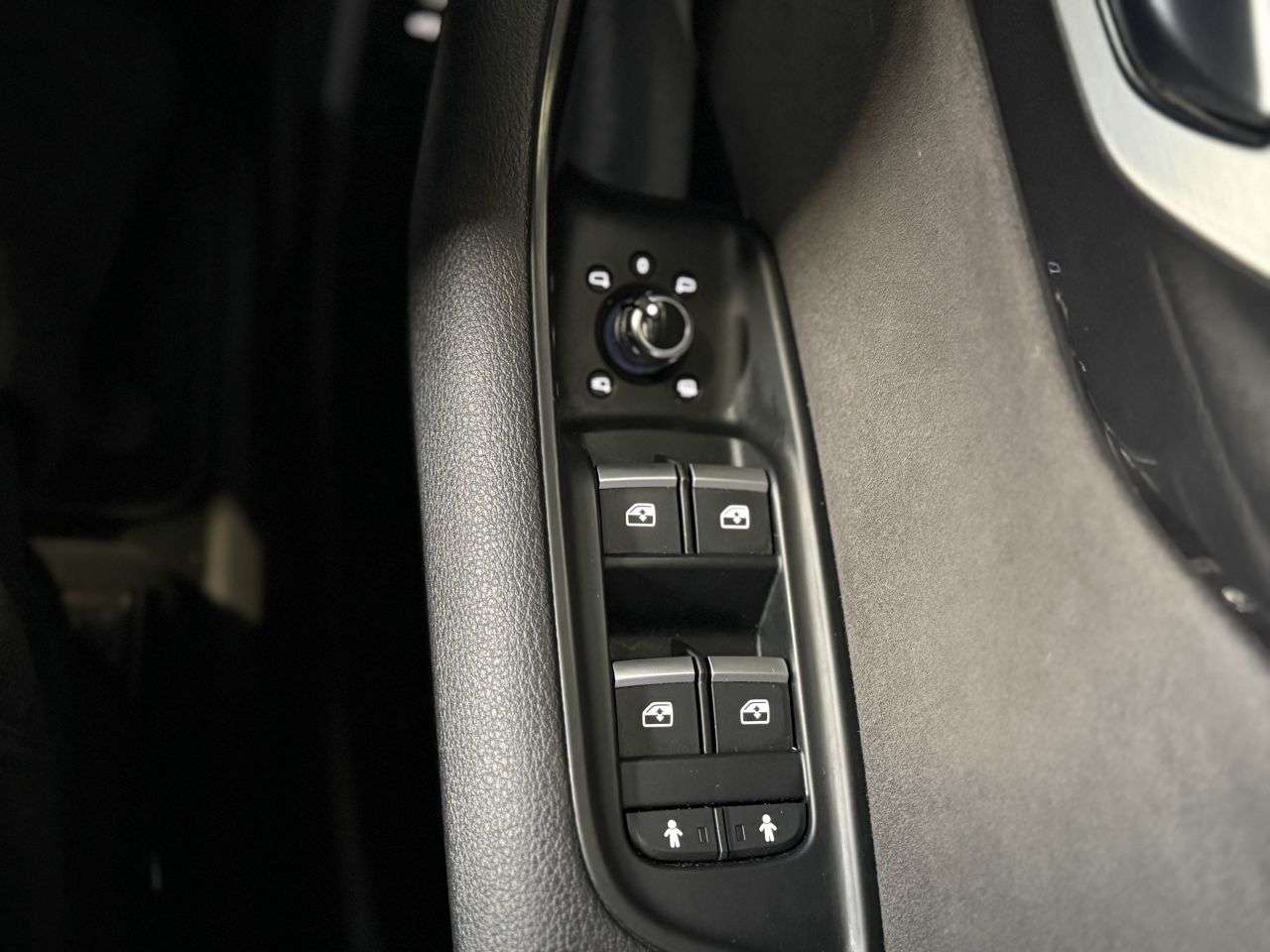 2017 AUDI SQ7 2017 AUDI SQ7