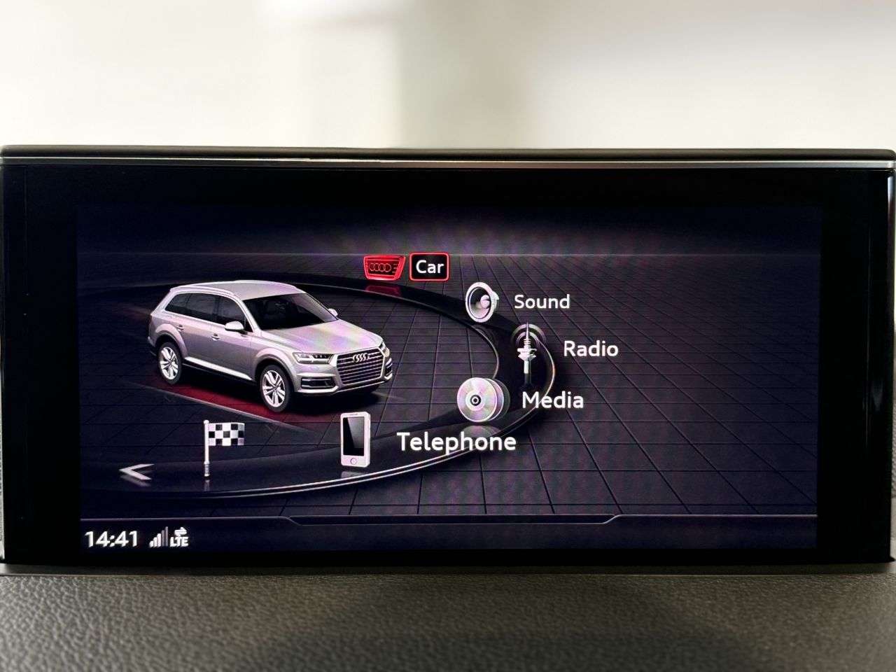 2017 AUDI SQ7 2017 AUDI SQ7