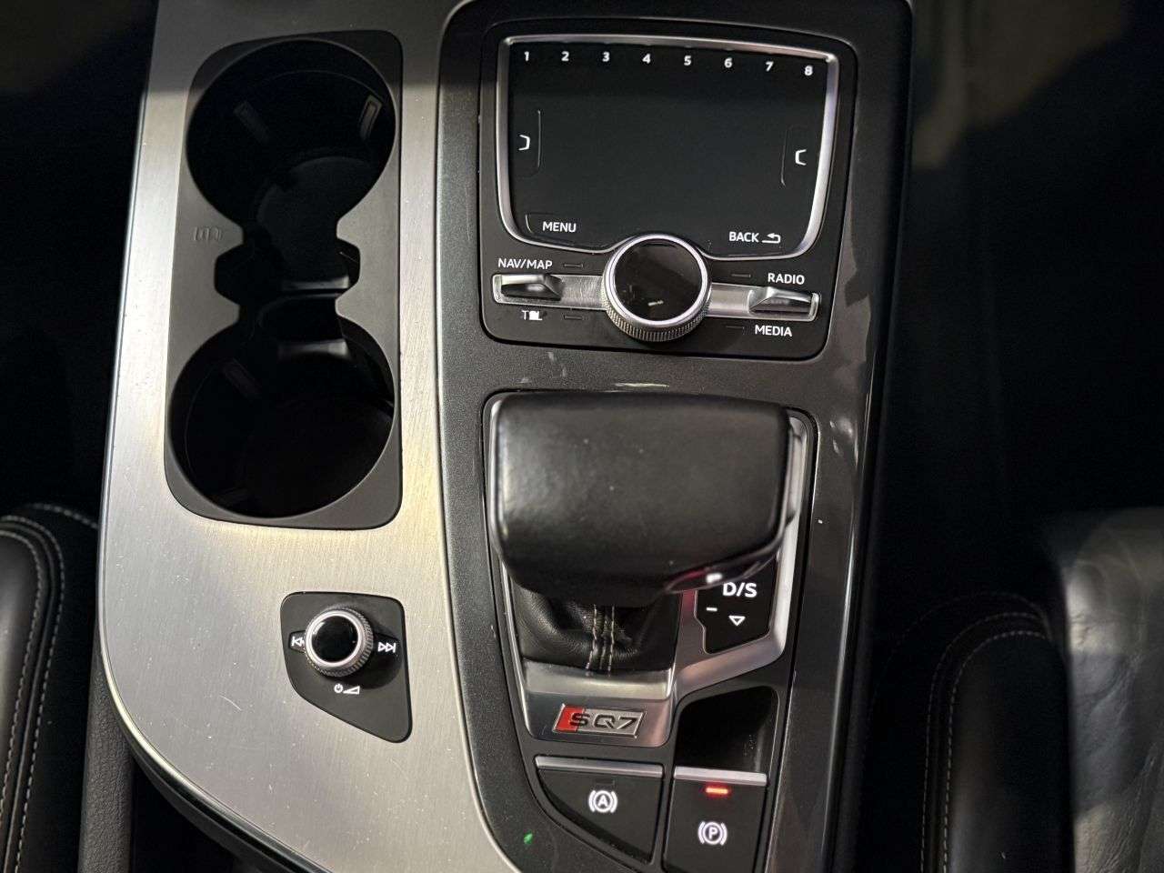 2017 AUDI SQ7 2017 AUDI SQ7