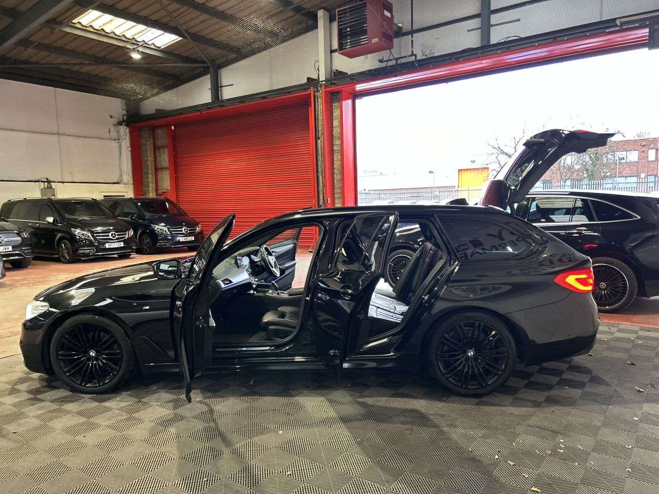 2019 BMW 5 SERIES 2019 BMW 5 SERIES