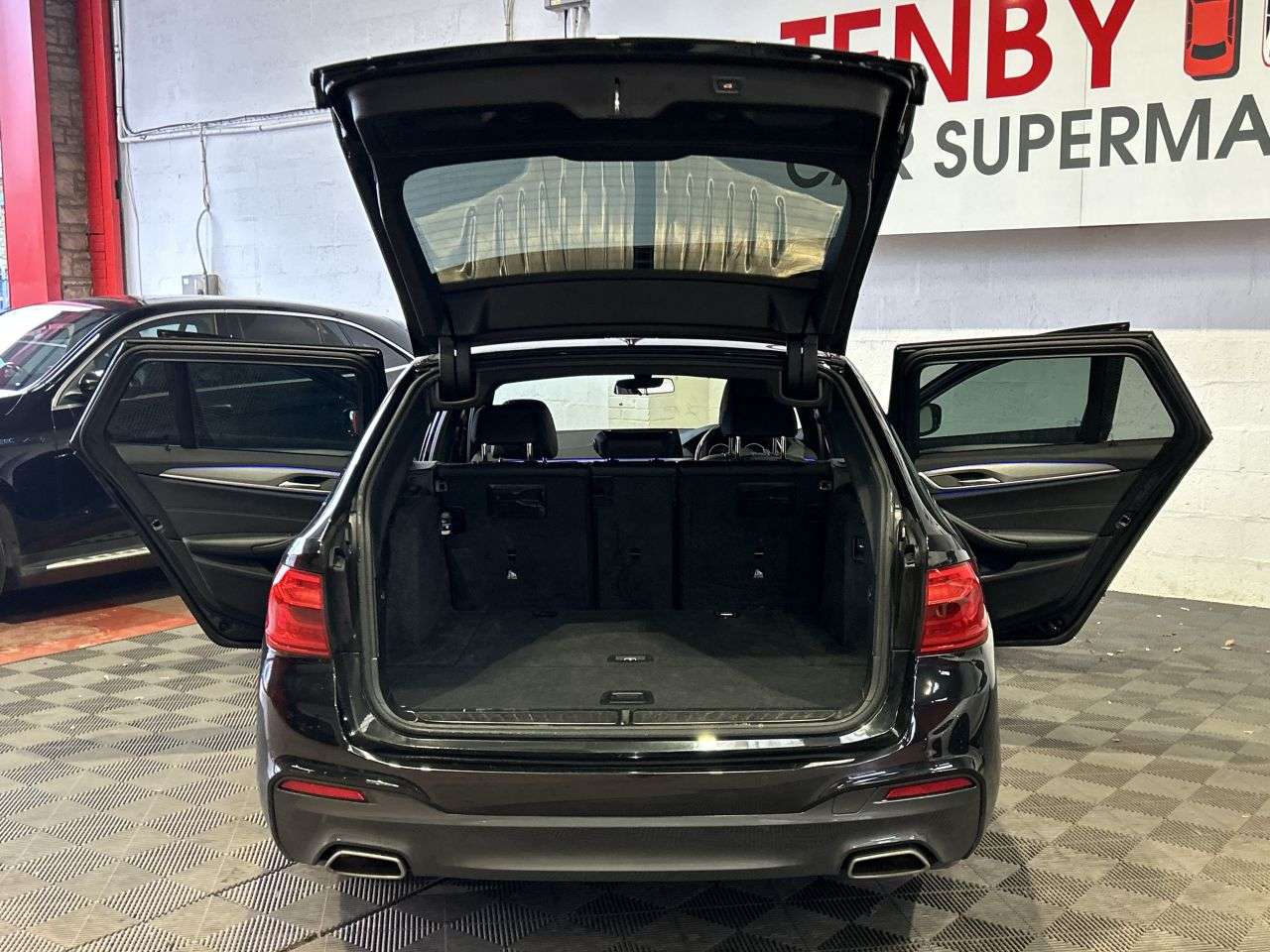 2019 BMW 5 SERIES 2019 BMW 5 SERIES