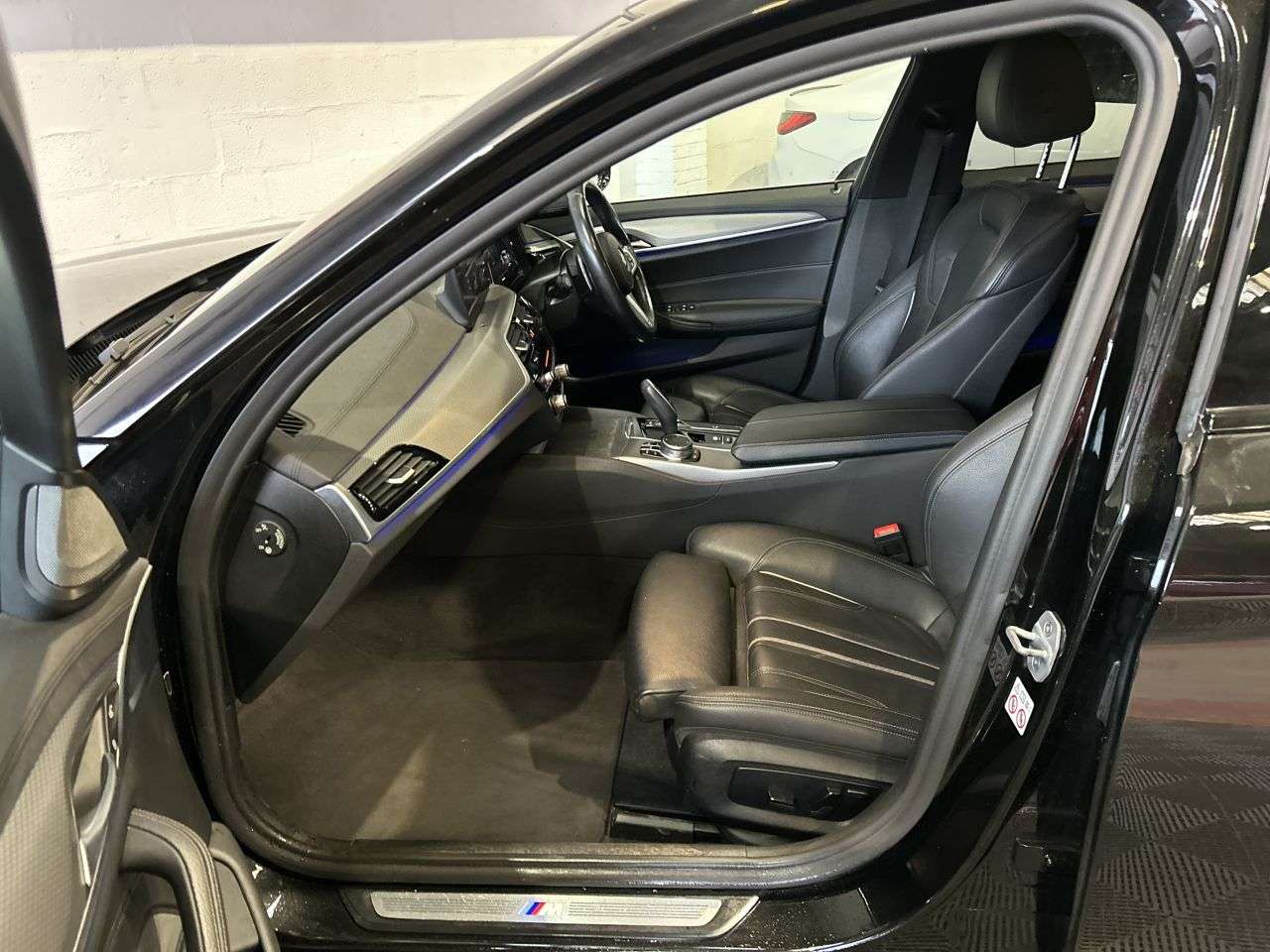 2019 BMW 5 SERIES 2019 BMW 5 SERIES