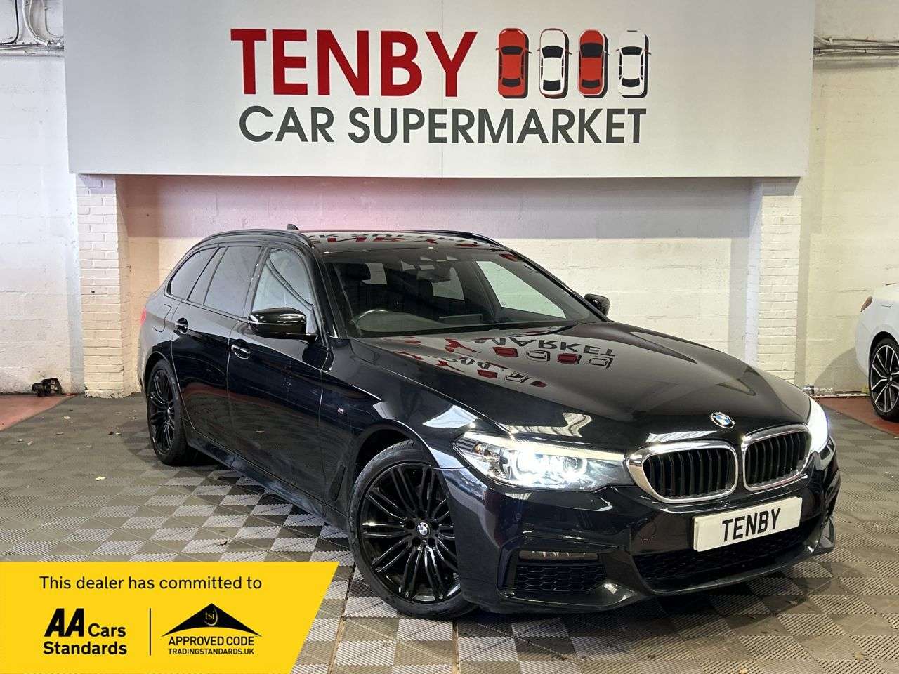 A 2019 BMW 5 SERIES 2.0 520d M Sport Touring 5dr Diesel Auto xDrive Euro 6 (s/s) (190 ps) REV C A 2019 BMW 5 SERIES 2.0 520d M Sport Touring 5dr Diesel Auto xDrive Euro 6 (s/s) (190 ps) REV C