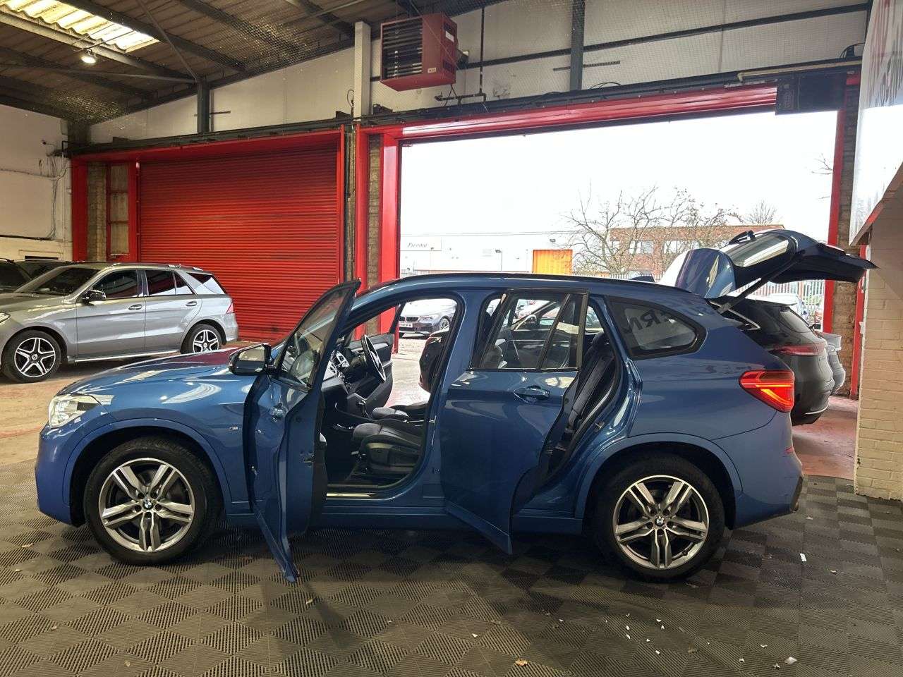 2017 BMW X1 2017 BMW X1