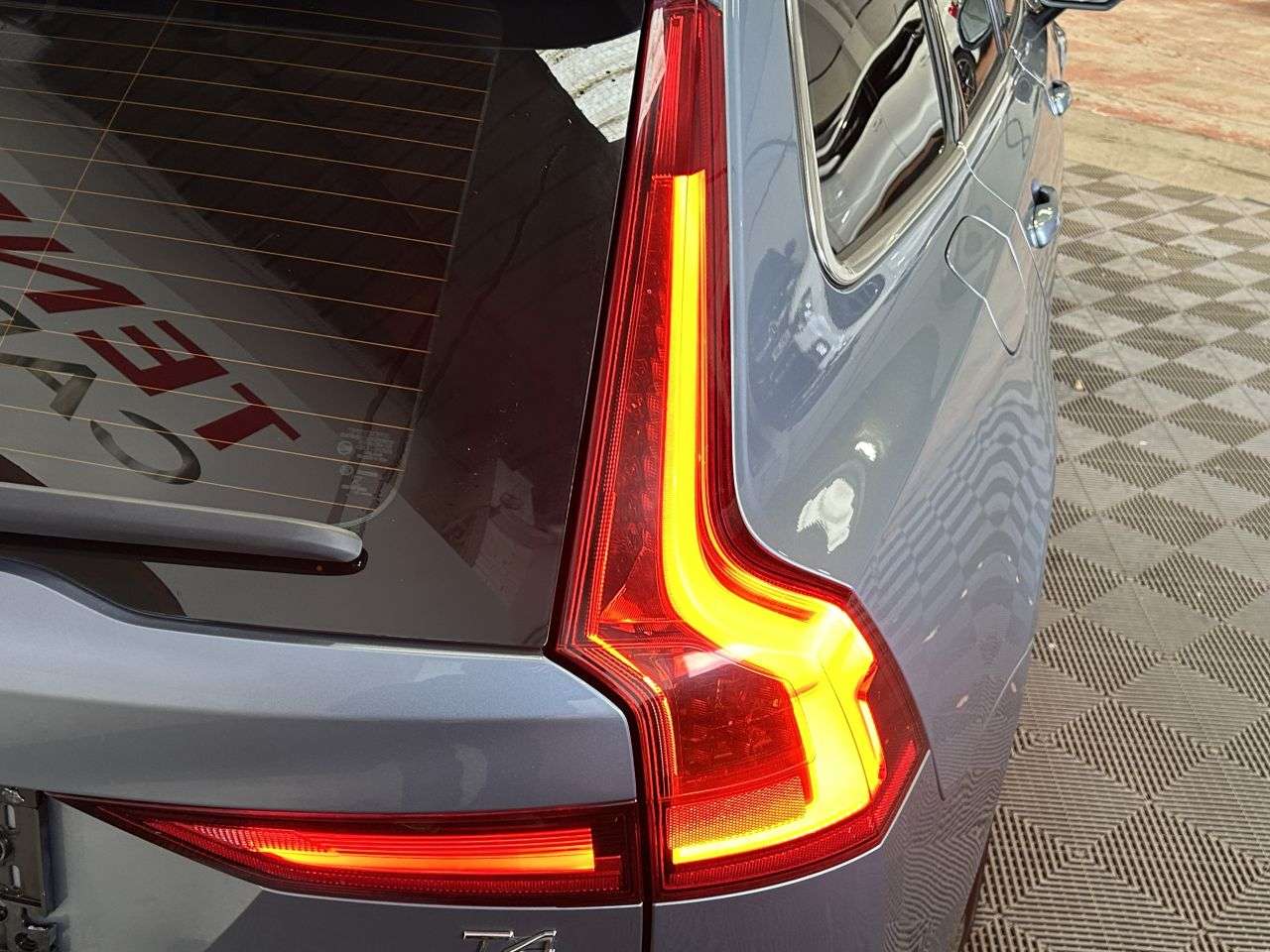 2019 VOLVO V90 2019 VOLVO V90