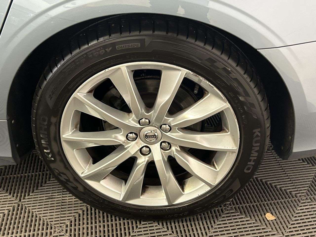 2019 VOLVO V90 2019 VOLVO V90