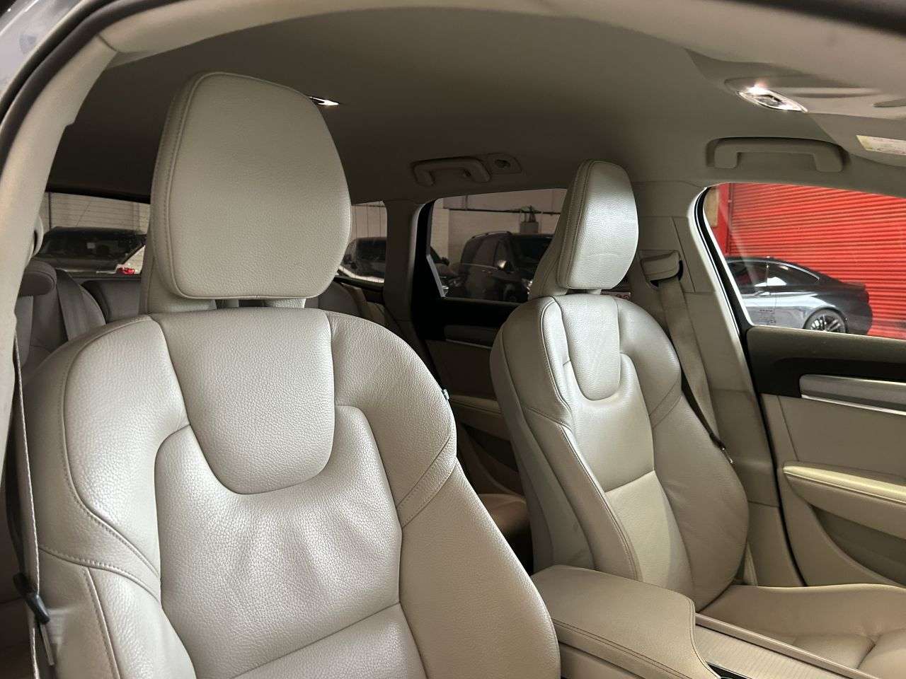 2019 VOLVO V90 2019 VOLVO V90