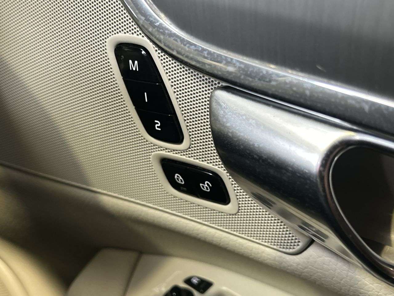 2019 VOLVO V90 2019 VOLVO V90