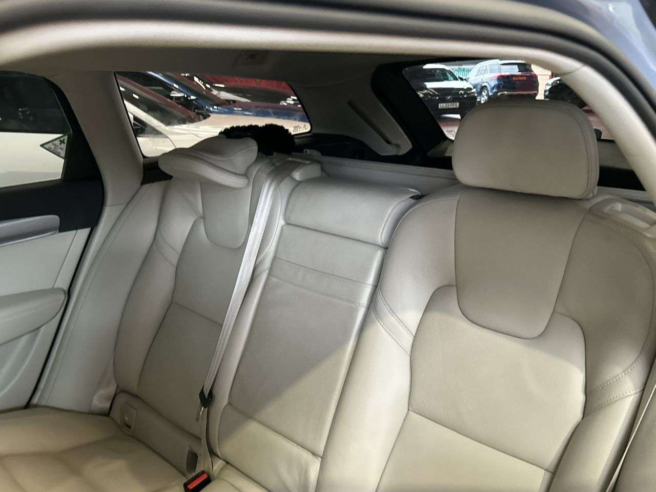 2019 VOLVO V90 2019 VOLVO V90