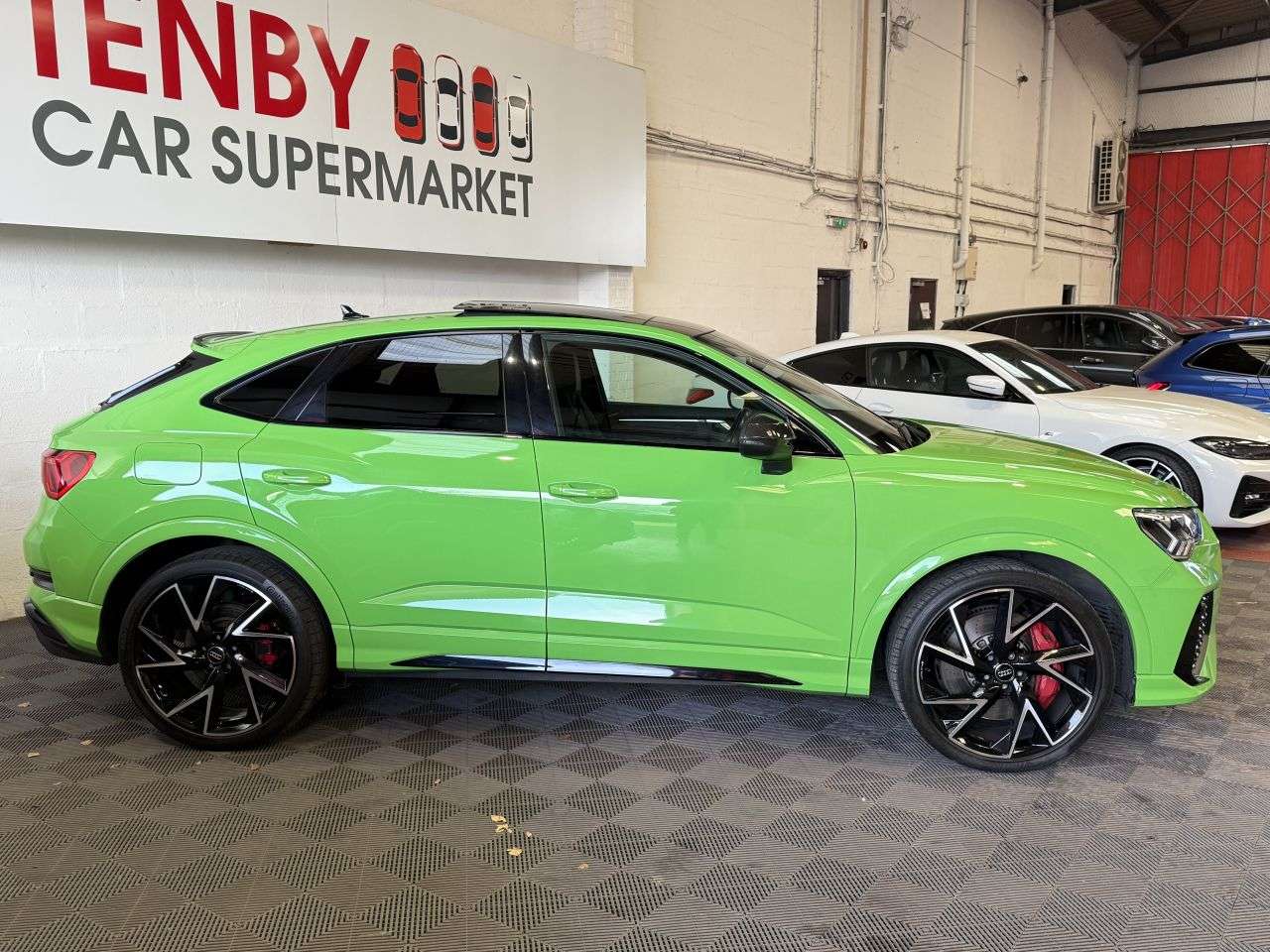 2020 AUDI RS Q3 2020 AUDI RS Q3