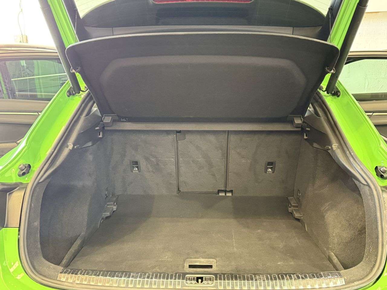 2020 AUDI RS Q3 2020 AUDI RS Q3