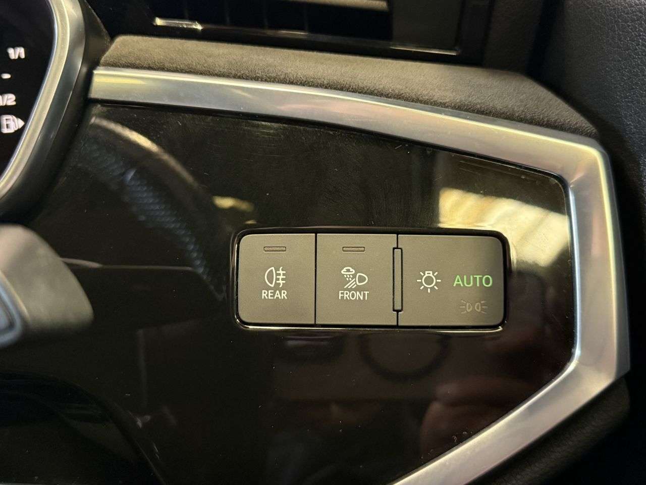 2020 AUDI RS Q3 2020 AUDI RS Q3